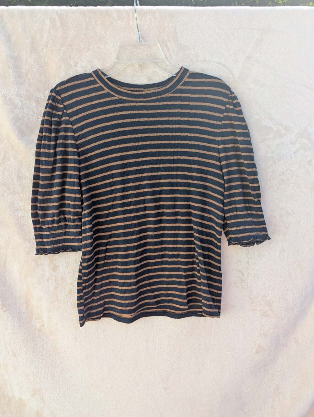 Lucky Brand Women's Navy Blue Tan Striped 3/4 Puff Sleeve Knit Top Size M